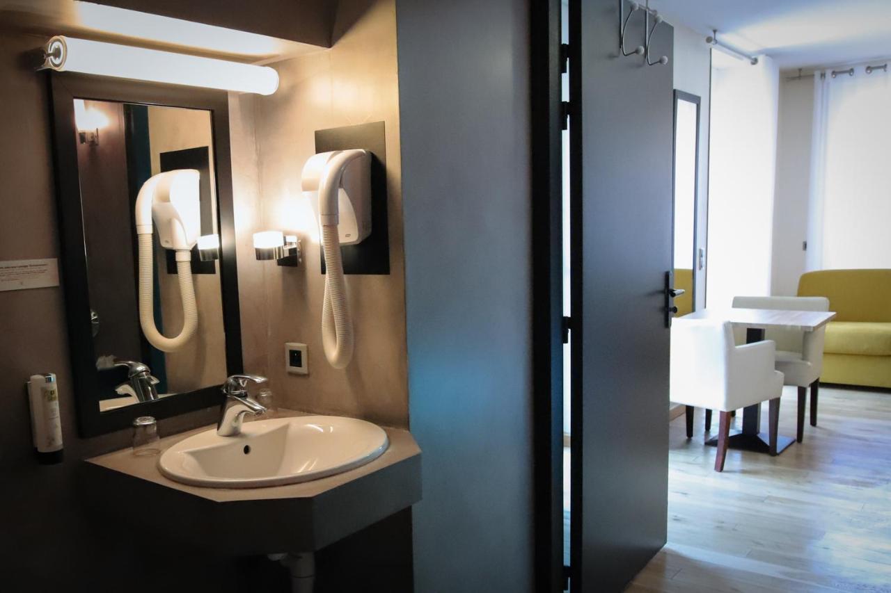 Logis Hotel Saint Guirec Et De La Plage ペロス・ギレック エクステリア 写真