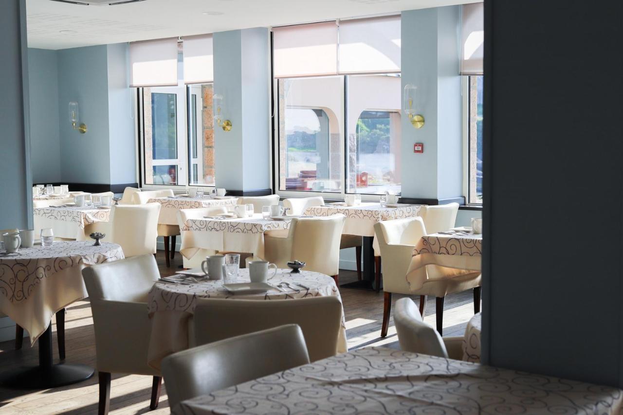 Logis Hotel Saint Guirec Et De La Plage ペロス・ギレック エクステリア 写真